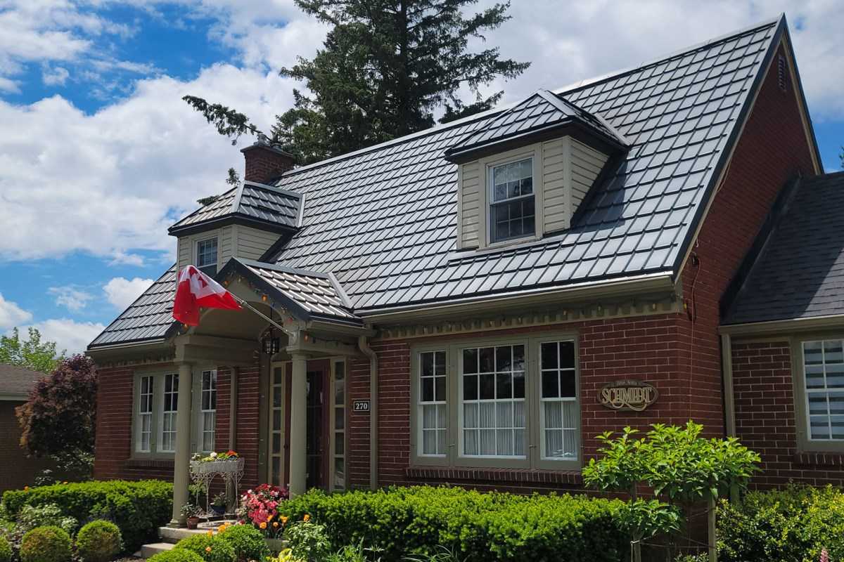 hy-grade-steel-roofing-system-metal-roofing-see-our-work-slate-grey-003-e1678724460607